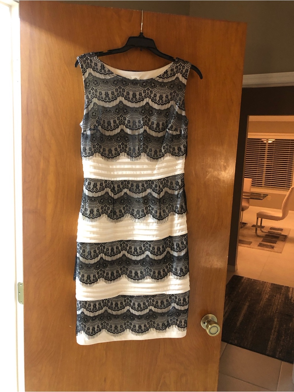 Sleeveless Black and White Lace Overlay Dress - Picture 3 of 7